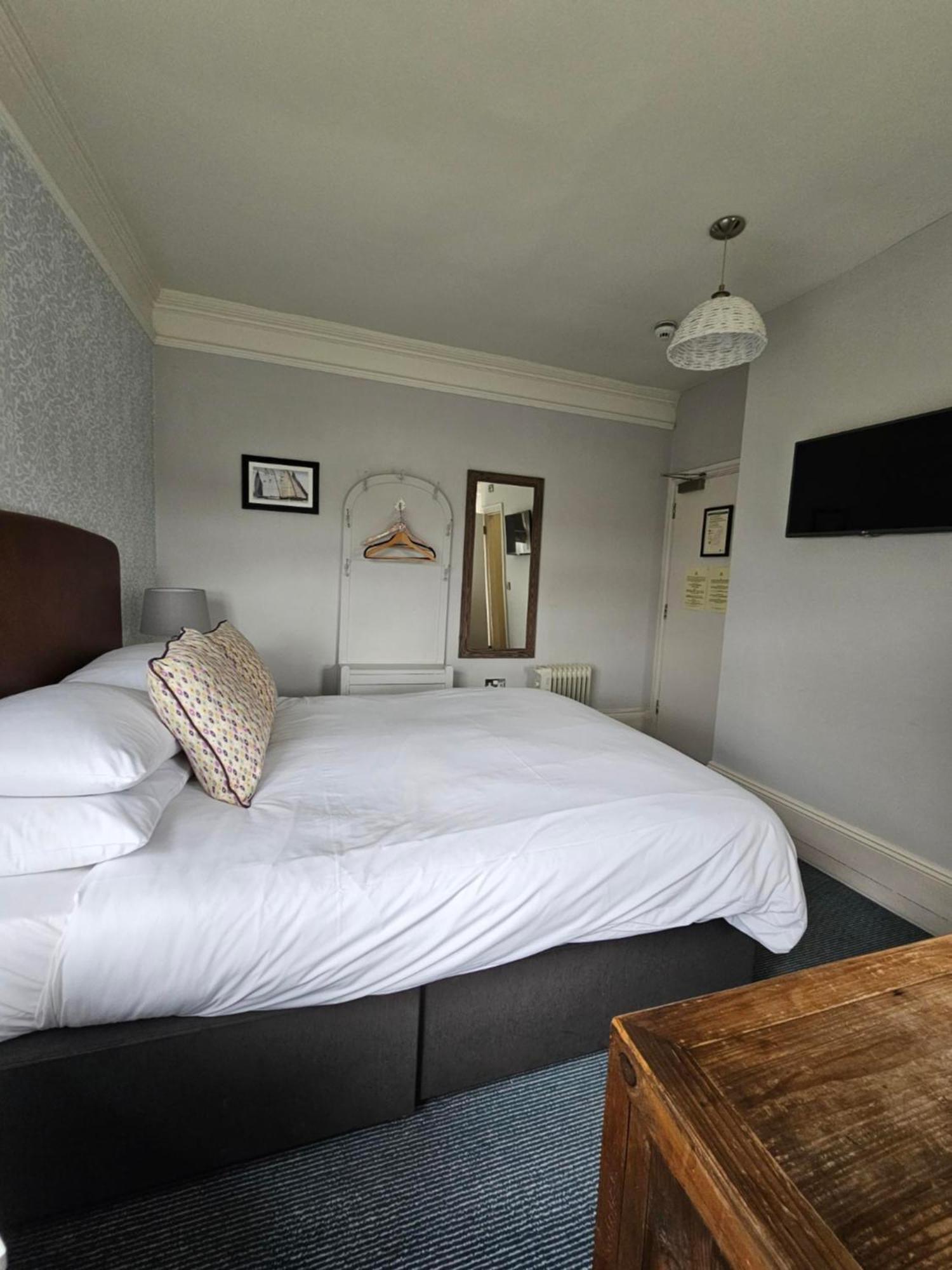 Cockhaven Arms Otel Bishopsteignton Dış mekan fotoğraf